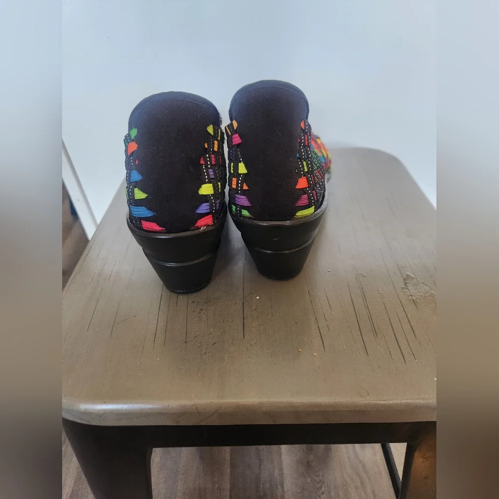 Corkys Colorful Wedges